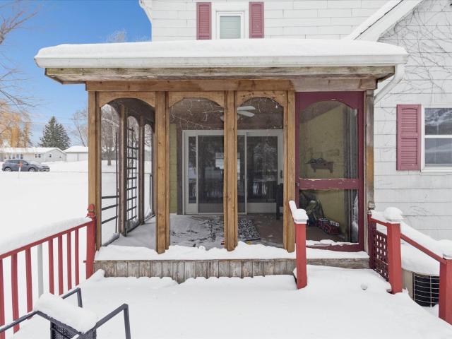 709 W Beloit Street