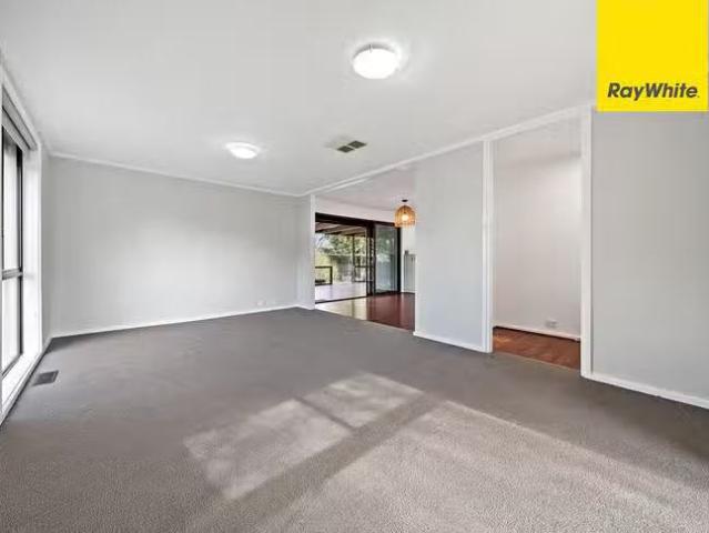 70 Tepper Circuit, Kambah, ACT 2902