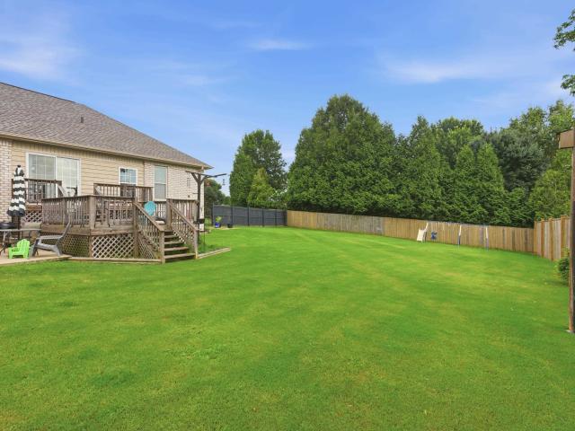 70 Villagewood Dr