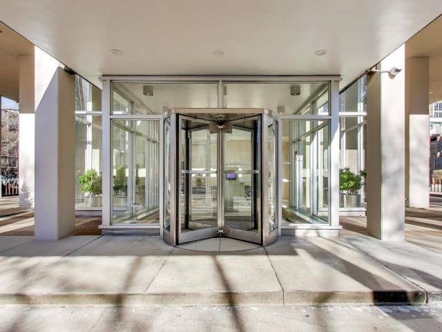 70 W Burton Place 1508, Chicago, US, IL