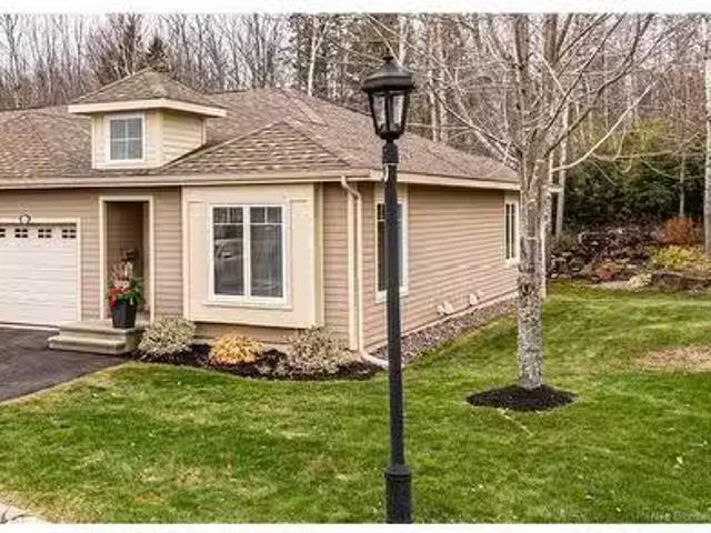 70 Arbour Brook Lane, Fredericton, NB, E3B 0C4 house for sal.