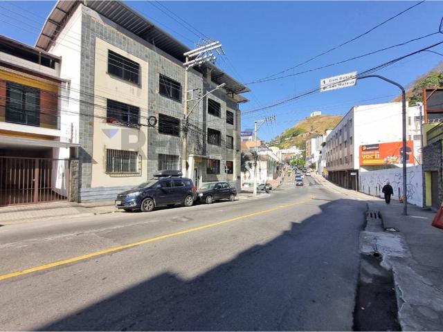 70 Área Útil Apartamento Alugar, 2 Dormitórios localizado em Avenida Olegário Maciel, 2114 Supermercado Pais e Filhos Paineiras, Juiz de Fora, Minas Gerais, 36016 011 | Brasil