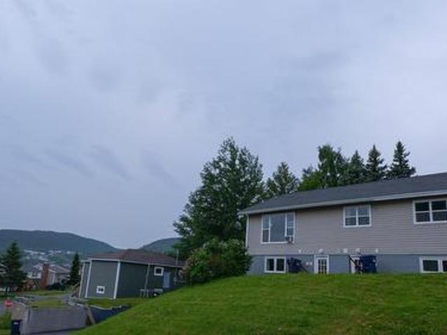70 Atlantic Avenue, Corner Brook, NL, A2H 6N6 house for sale | Listing ID 1300 | Royal LePage