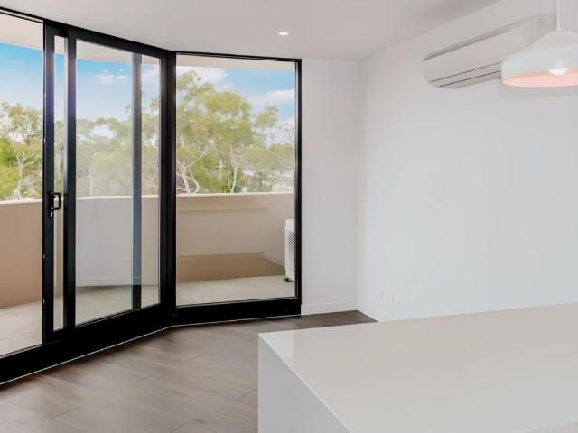 70 Batesford Road, Melbourne