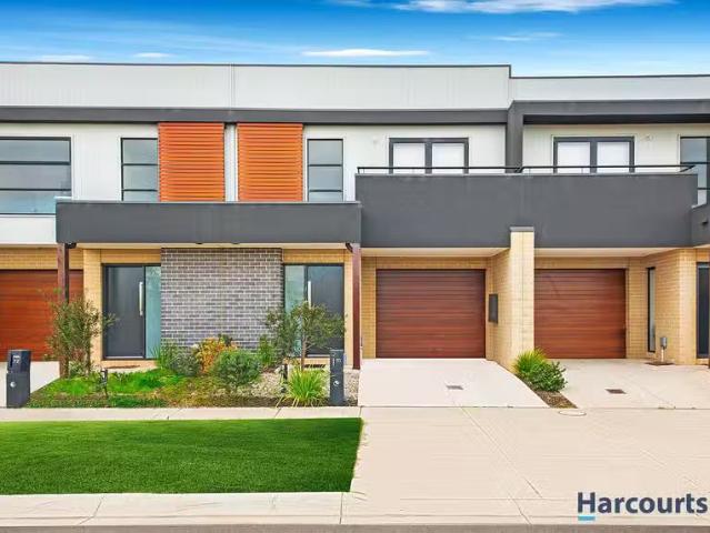 70 Beehive Drive, WILLIAMS LANDING, VIC 3027 Townhouse for R.