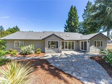 70 Camano Ln