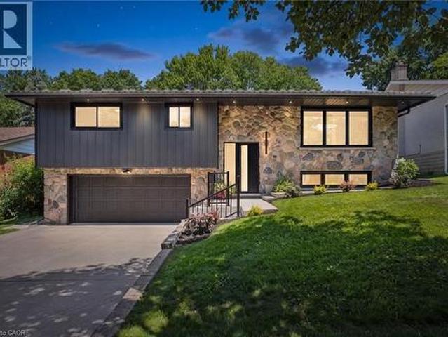 70 Champlain Crescent, Kitchener, ON, N2B 2Y6 house for sale | Listing ID 40840 | Royal LePage
