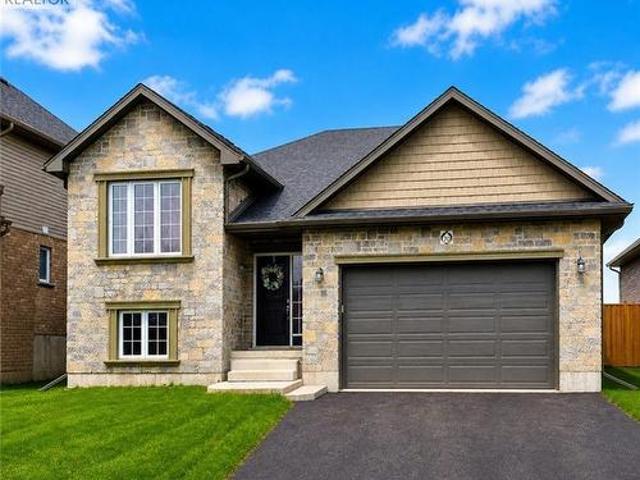 70 Halliday Drive, Tavistock, ON, N0B 2R0 house for sale | Listing ID 40826 | Royal LePage