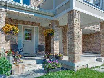 70 Locker Place, Milton, ON, L9E 1E8 house for sale | Listing ID W13491 | Royal LePage