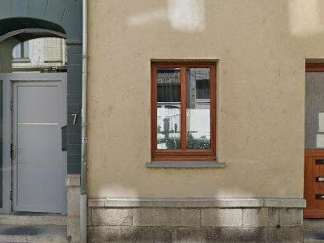 70 m2 apartment for rent in Aat