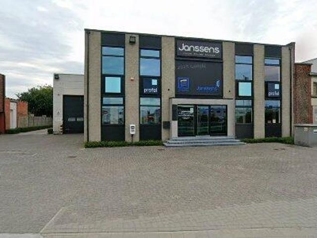 70 m2 apartment for rent in Schoten