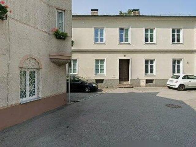 70 m2 apartment for rent in Schleißheim