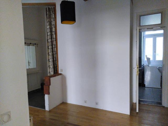 70 m² Altbauwohnung 2,5 Zimmer Nähe U6 AKH
