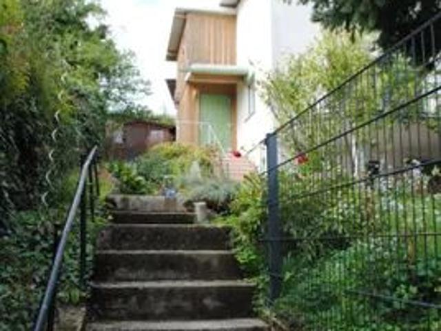 70 m² Wohnung im Kleingartenhaus mit Balkon, Terrasse und eigenem Garten in herrlicher Grünruhelage