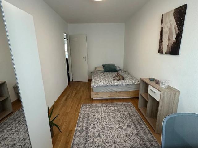 70 m²