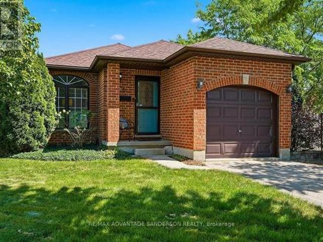 70 Maxine Court, Middlesex Centre Kilworth, ON, N0L 1R0 house for sale | Listing ID X13770 | Royal LePage