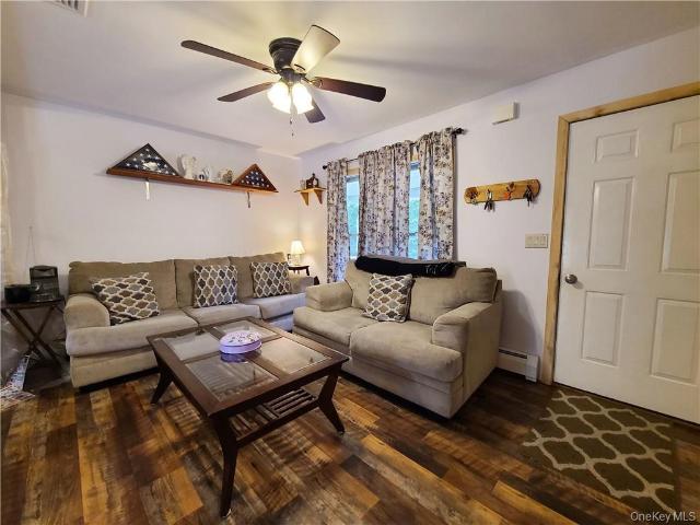 70 Okeechobee Rd, Glen Spey, NY 12737 | MLS #954384