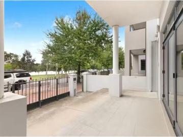Gungahlin, Yass Valley, Victoria - Parking