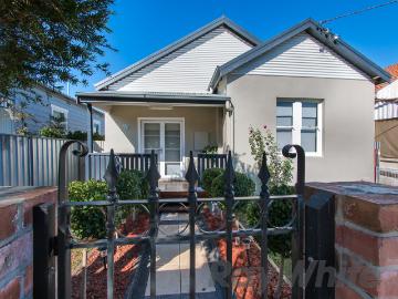 70 Roe Street, Mayfield NSW 2304 House For Rent | Domain