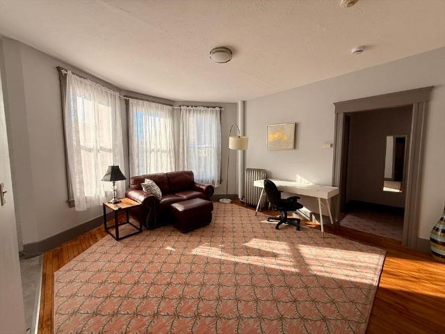 70 Russell St Unit 6, Worcester, US, MA