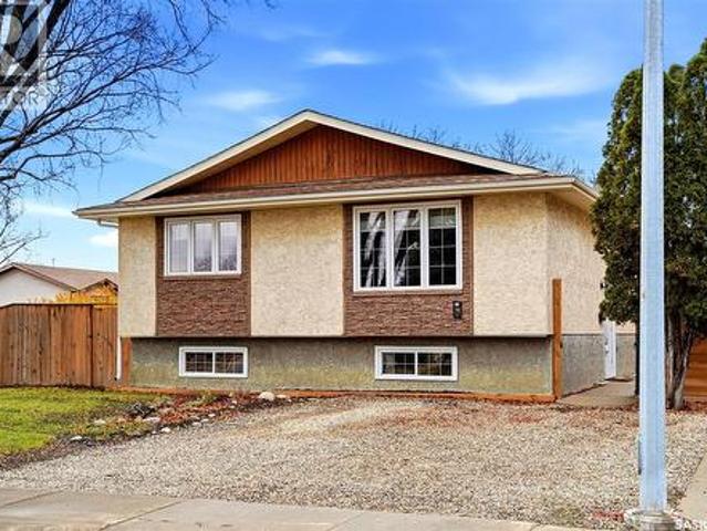 70 Sherman Road, Regina, SK, S4X 2R8 house for sale | Listing ID SK052241 | Royal LePage