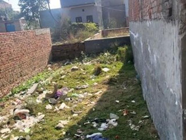 70 Sq.Yd. Plot in Sabhapur Delhi Listing ID: #10020