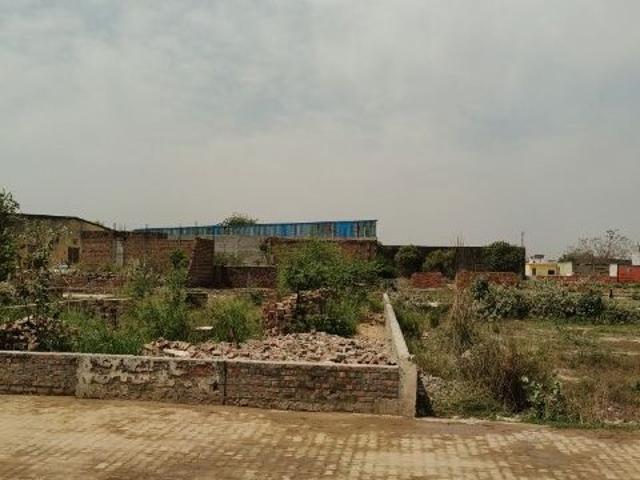 70 Sq.Yd. Plot in Singhu Delhi Listing ID: #10228