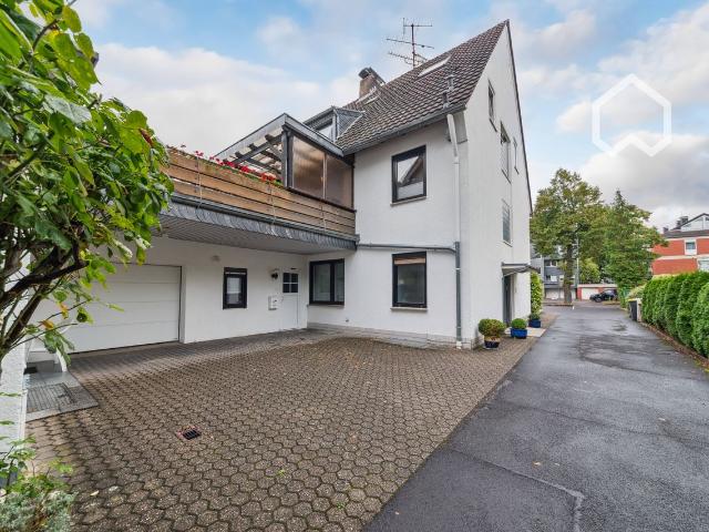 70 sqm apartment with terrace and perfect transport connections in 15 minutes to Cologne city center, Koln Amsterdam Apartments for Rent