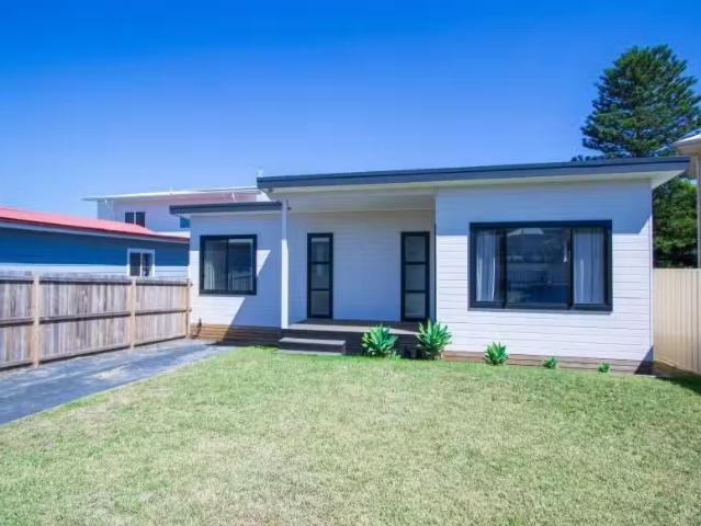 70A Shelly Beach Road, Shelly Beach House for rent Listed by.
