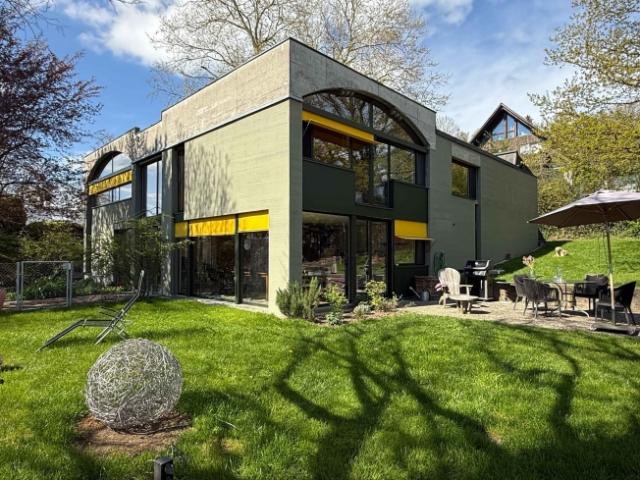 70s Architekten Ikone Extravagantes Loft Wohnen an der Goldküste