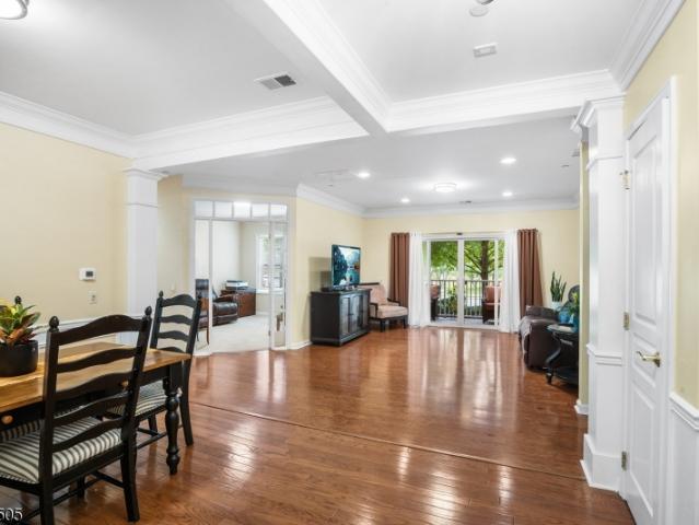 7104 Westover Way