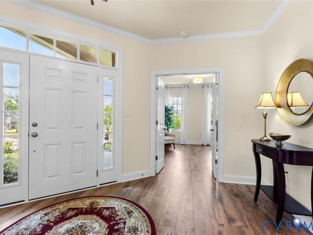 7105 Montage Row