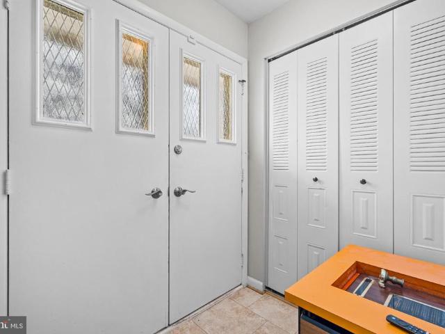 7105 Ora Glen Court