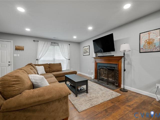 7106 Aquarius Drive