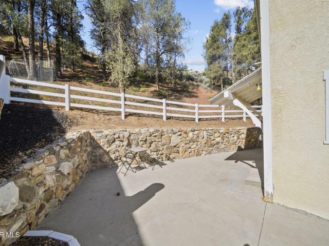 7106 Lakeview Drive
