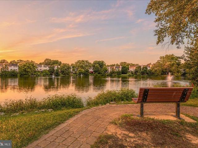 7106 Snug Harbor Court