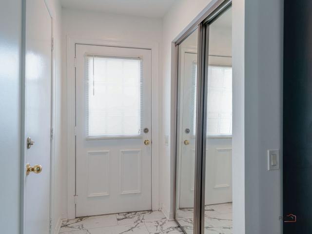 7108 Balboa Lane