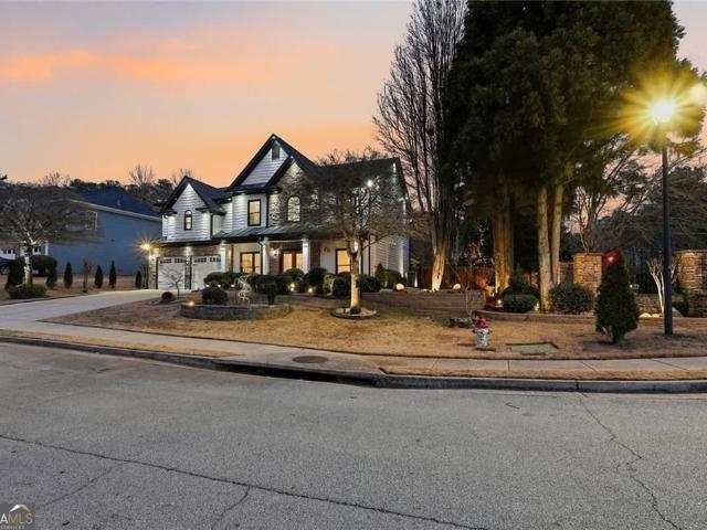 7108 Roselake Cir. Circle