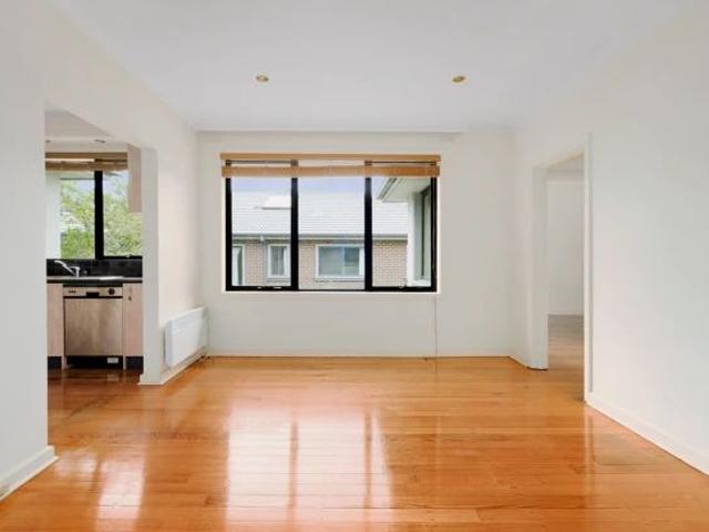 7/1091 Burke Road, Hawthorn East, Melbourne