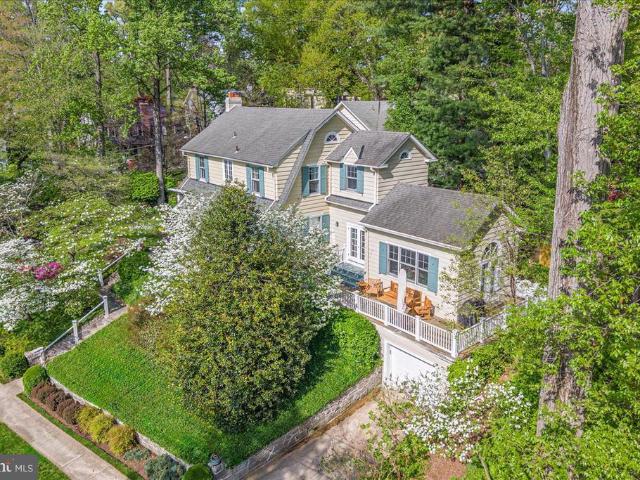 7109 Meadow Lane