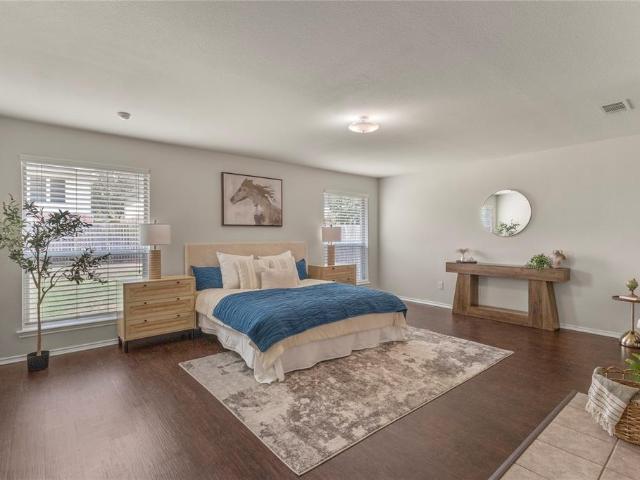 7100 Livingston Drive