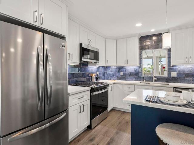 7102 San Bartolo St 11