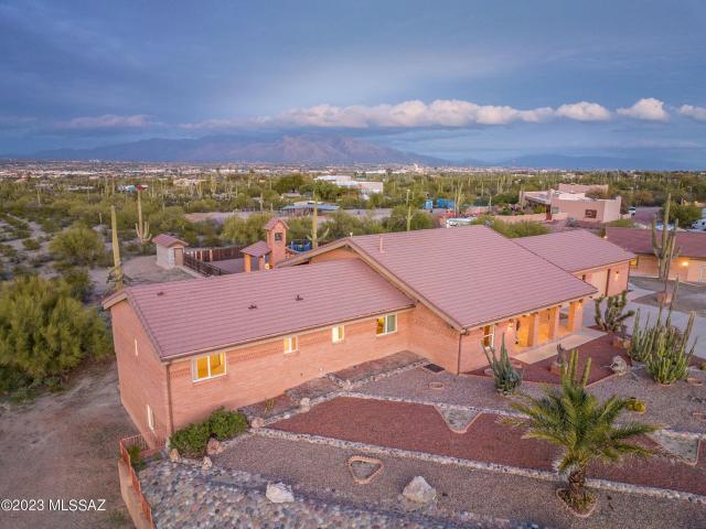 7102 W Ina Road, Tucson, US, AZ