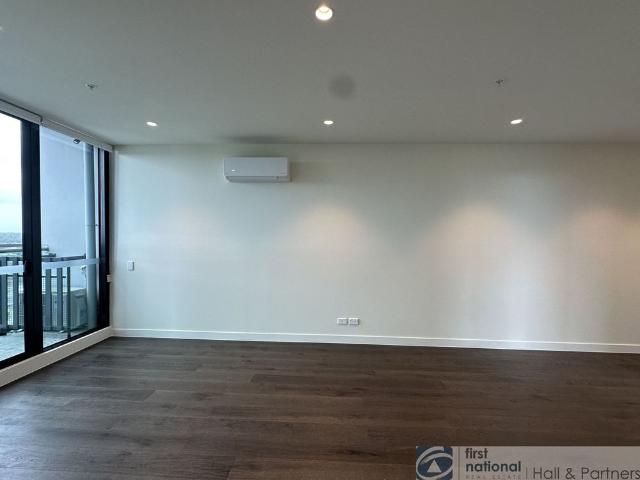 710 / 34 Mason Street, Dandenong
