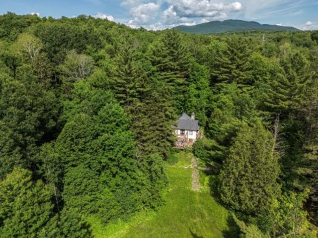 710 Ch. Rosenberry, Sutton, QC, J0E 2K0 house for sale | Listing ID 11068 | Royal LePage