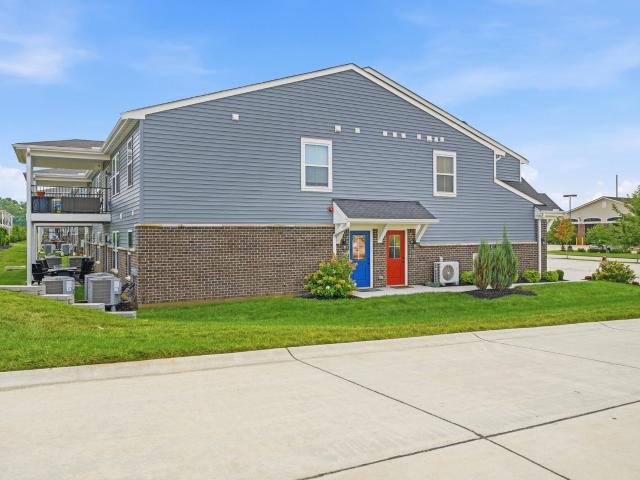 710 Crescent Landing