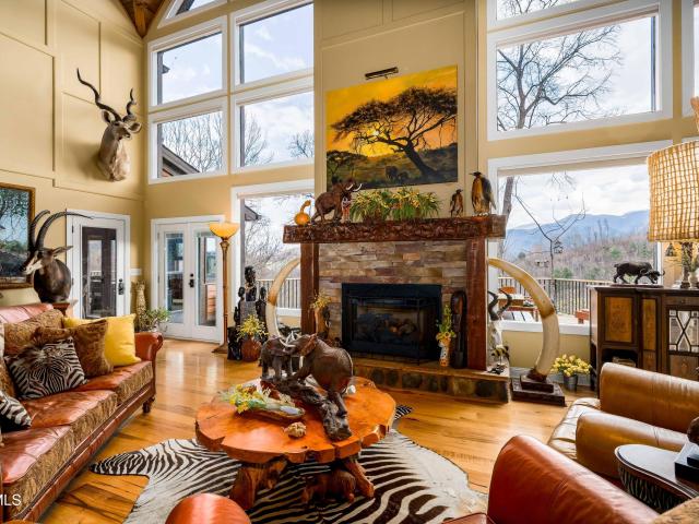 710 Gordon Ridge Road