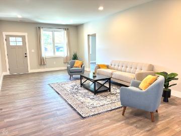 Owen County, Indiana, Indiana, USA - Equipped kitchen