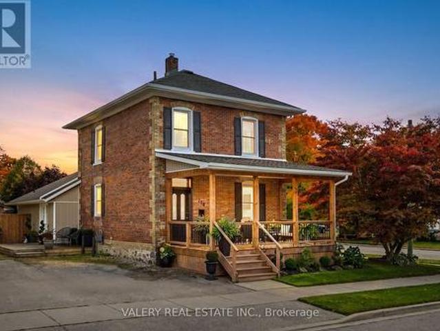 710 York Avenue N, North Perth, ON, N4W 2Y3 house for sale | Listing ID X13412 | Royal LePage
