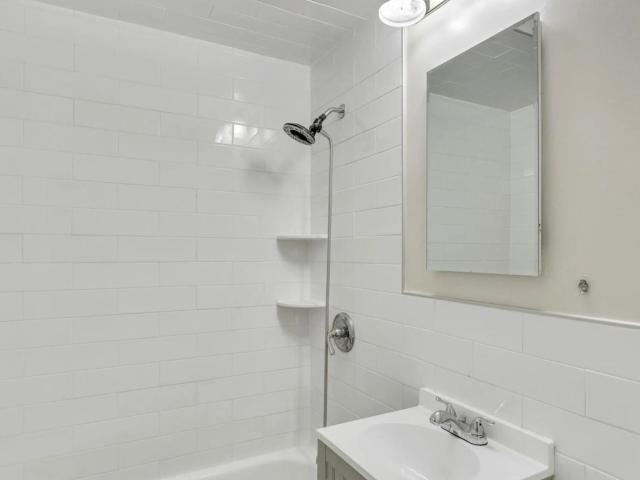 7117 Park Ave # 2 A